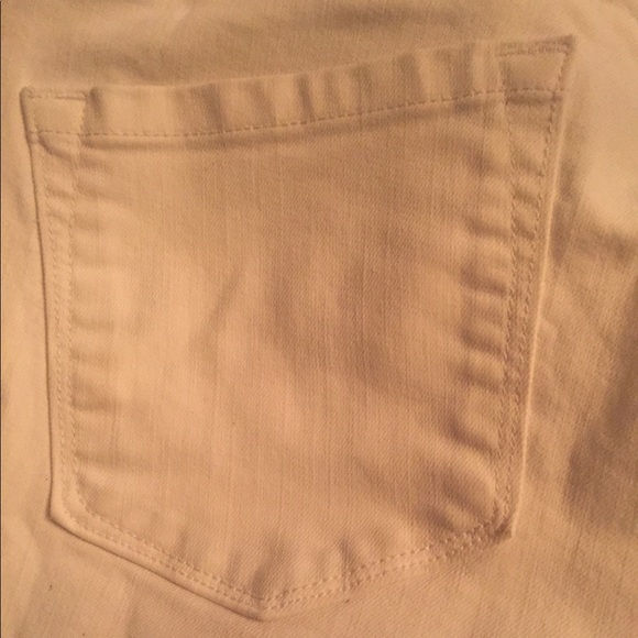 White Jeans - Picture 4 of 4